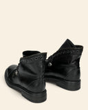 Anfibi in pelle