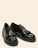 Stringate in pelle con frange