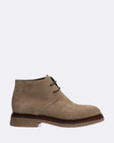 Desert boot in crosta