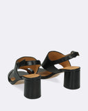 Sandali con tacco in pelle