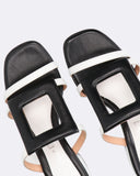 Sandali in pelle