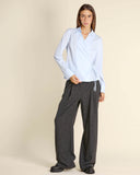 Pantaloni ampi