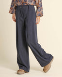 Pantaloni ampi