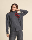 Maglia con spille in lana