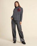 Maglia con spille in lana