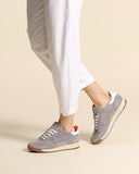 Sneakers in camoscio