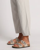 Sandali in pelle con borchie