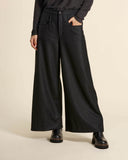 Pantaloni ampi in maglia di lana cotta
