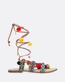 Sandali con perline e pompon