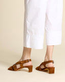 Sandali in pelle scamosciata stampa coccodrillo