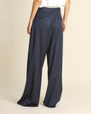 Pantaloni gessati con filo di lamè