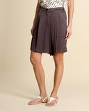 Fließende Bermudashorts