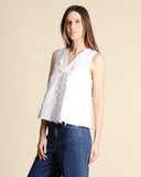 Top in cotone ricamato