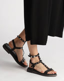 Sandali in pelle con borchie