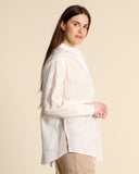 Camicia in mussola ricamata