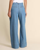 Jeans ampi in denim leggero
