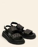 Sandali in pelle intrecciata