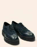 Stringate in pelle e suede