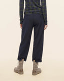 Pantaloni ampi con pinces
