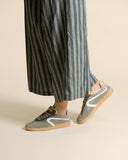 Sneakers in camoscio e tela