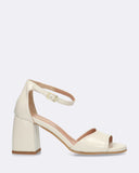 SAndali con tacco in pelle