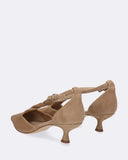 Decolleté in pelle scamosciata