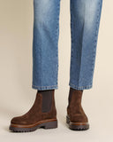 Chelsea boots in camoscio