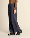 Pantaloni bojan in cady