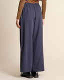 Pantaloni bojan in cady