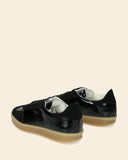 Sneakers in naplak e suede