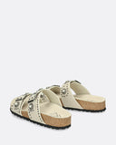 Sandali in pelle con borchie