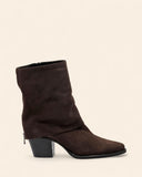 Stivaletti in camoscio con tacco