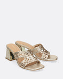 Sandali con tacco in pelle intrecciata