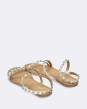 Sandali bassi con borchie