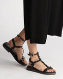 Sandali in pelle con borchie