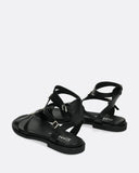 Sandali in pelle con borchie