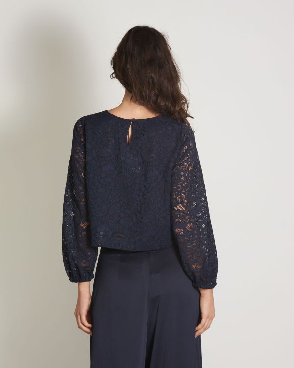Blusa in pizzo